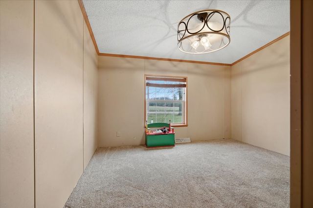 6009 Park Road, Clinton, IL 61727