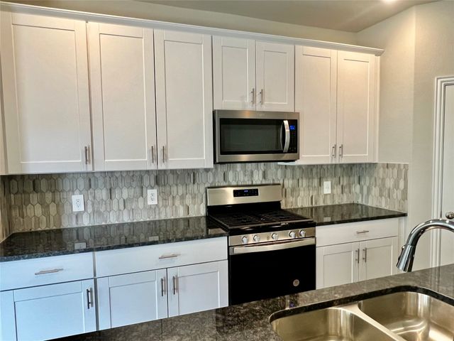 2378 Aspen Hill Drive, Forney, TX 75126