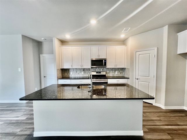 2378 Aspen Hill Drive, Forney, TX 75126