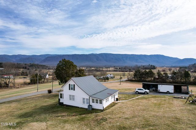 150 Camp Creek Road, Greeneville, TN 37743