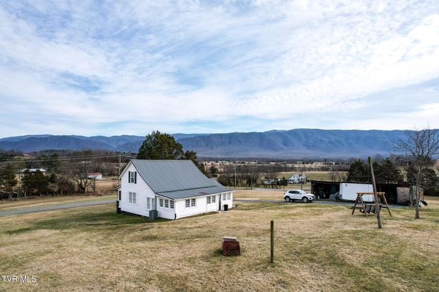 150 Camp Creek Road, Greeneville, TN 37743