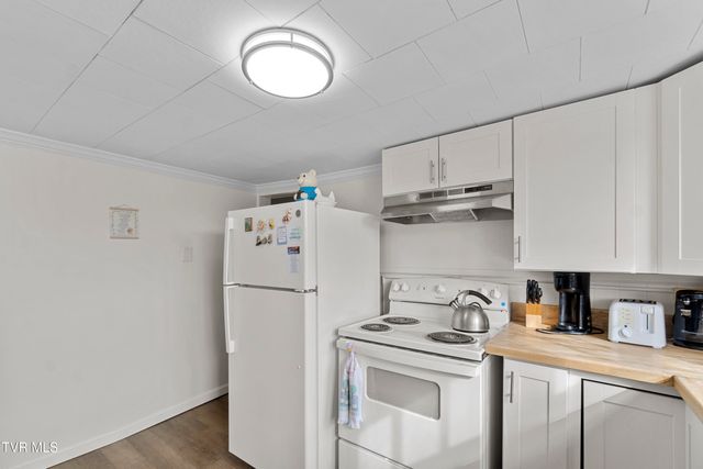 150 Camp Creek Road, Greeneville, TN 37743