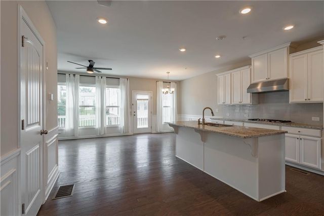 416 Montclair Court, Woodstock, GA 30188