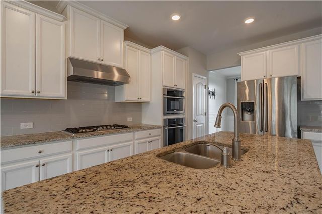 416 Montclair Court, Woodstock, GA 30188