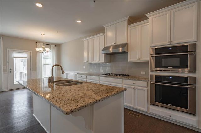 416 Montclair Court, Woodstock, GA 30188