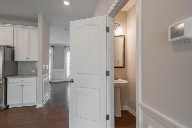 416 Montclair Court, Woodstock, GA 30188