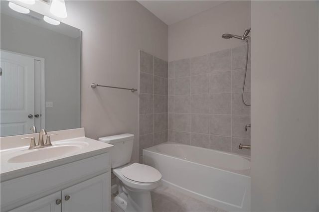 416 Montclair Court, Woodstock, GA 30188