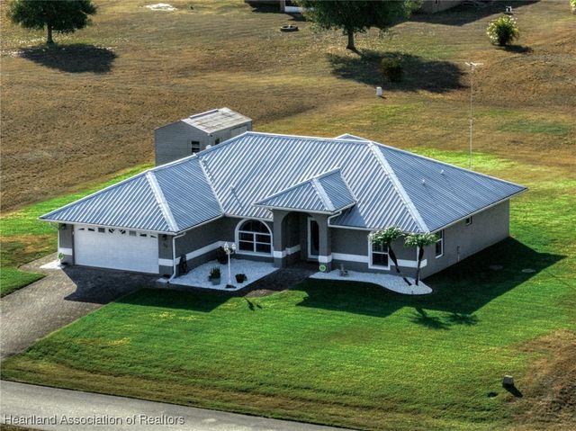 324 Costa Bravo Drive, Sebring, FL 33876