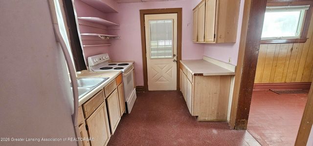 706 Beulah Street, Lansing, MI 48910