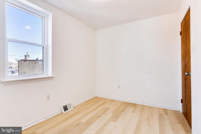 1805 S 5TH ST, Philadelphia, PA 19148