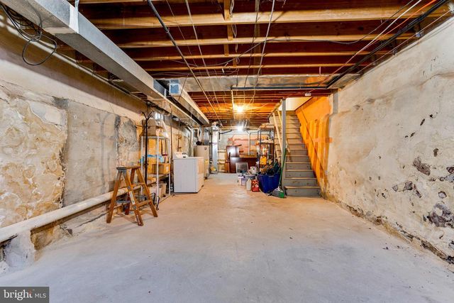 1805 S 5TH ST, Philadelphia, PA 19148