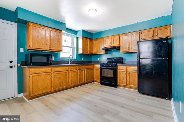 1805 S 5TH ST, Philadelphia, PA 19148