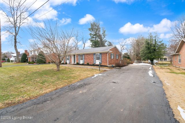 3600 Sorrento Ave, Louisville, KY 40241