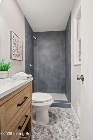 3600 Sorrento Ave, Louisville, KY 40241