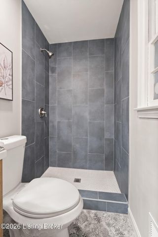 3600 Sorrento Ave, Louisville, KY 40241