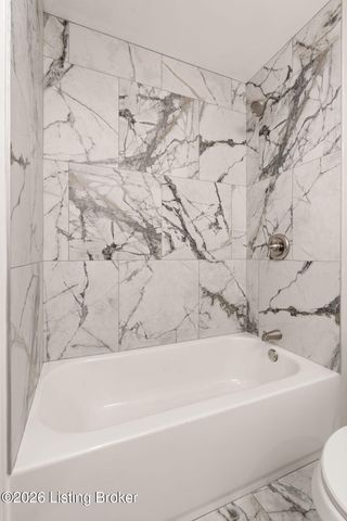 3600 Sorrento Ave, Louisville, KY 40241