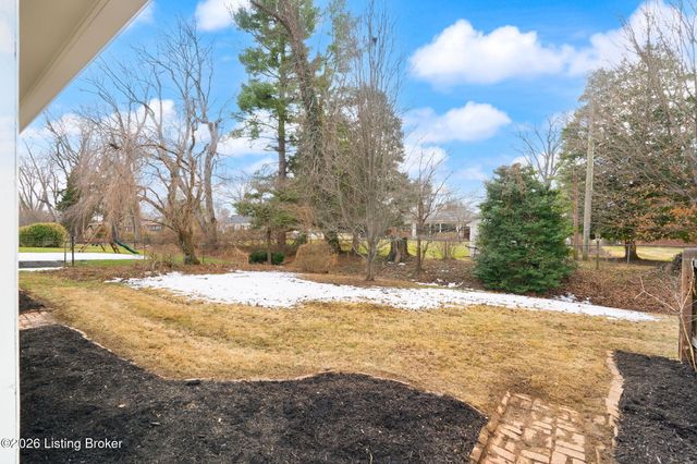 3600 Sorrento Ave, Louisville, KY 40241