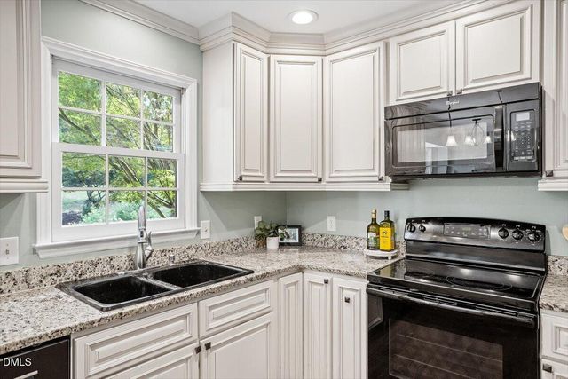 4925 Birchleaf Drive, Raleigh, NC 27606