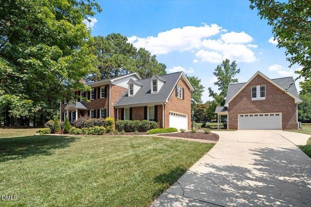 4925 Birchleaf Drive, Raleigh, NC 27606