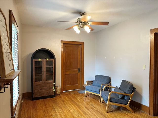 514 N 1st Street, Knoxville, IA 50138