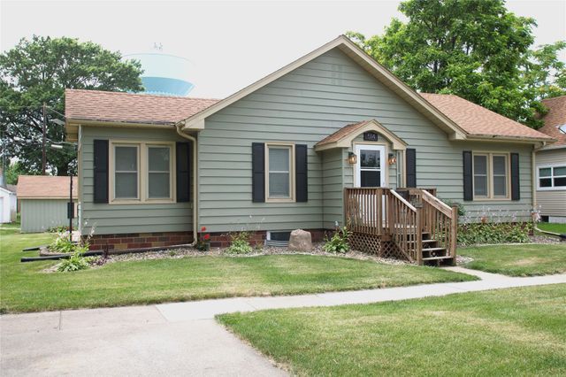 514 N 1st Street, Knoxville, IA 50138