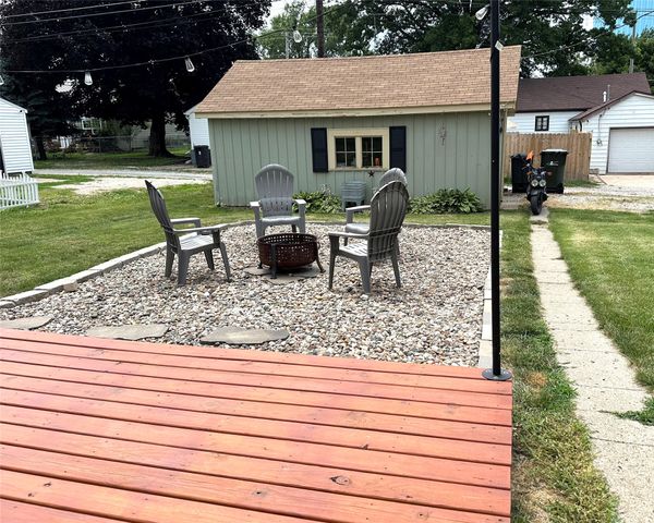 514 N 1st Street, Knoxville, IA 50138