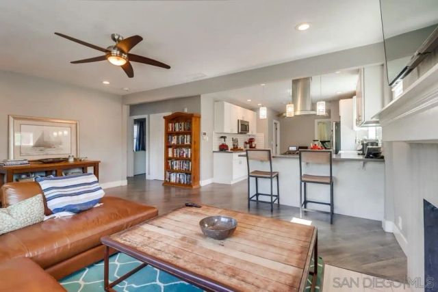 2440 Lincoln Ave, San Diego, CA 92104