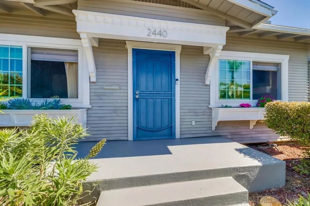2440 Lincoln Ave, San Diego, CA 92104