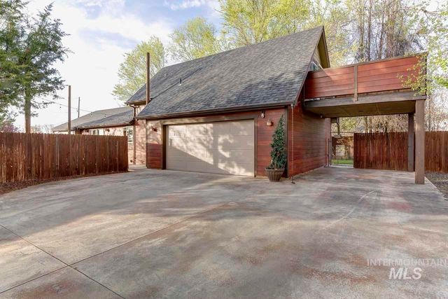 1112 N Whitewater Park Blvd, Boise, ID 83703