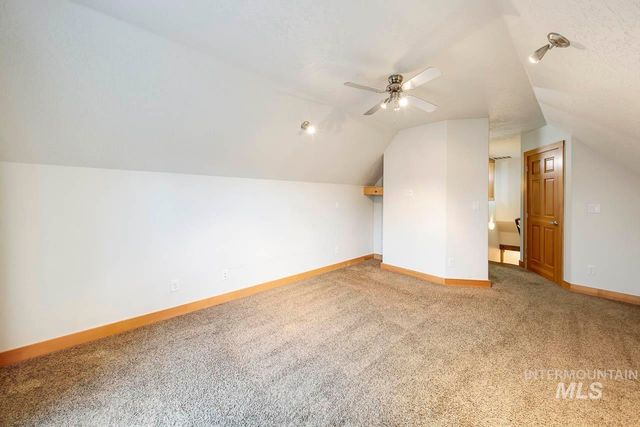 1112 N Whitewater Park Blvd, Boise, ID 83703