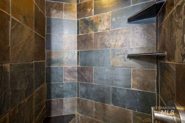 1112 N Whitewater Park Blvd, Boise, ID 83703