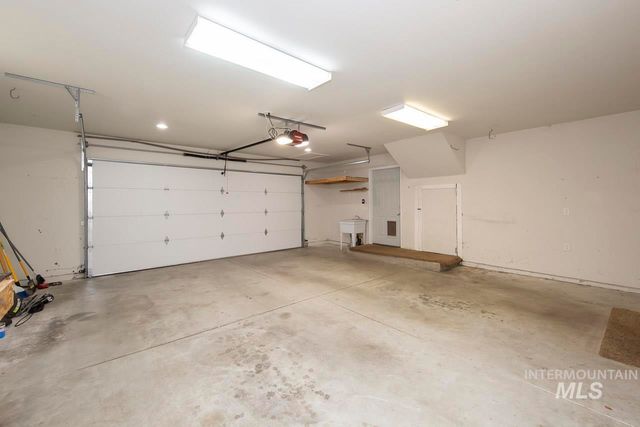 1112 N Whitewater Park Blvd, Boise, ID 83703