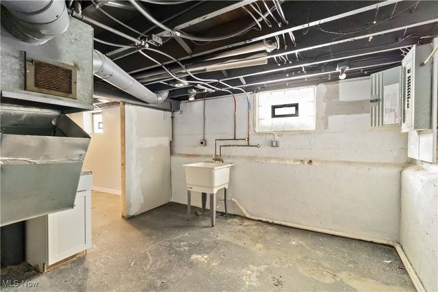 13409 Bartlett Avenue, Cleveland, OH 44120