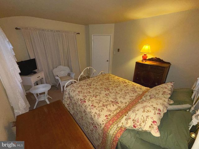 47 PORRECA DR, Millville, NJ 08332