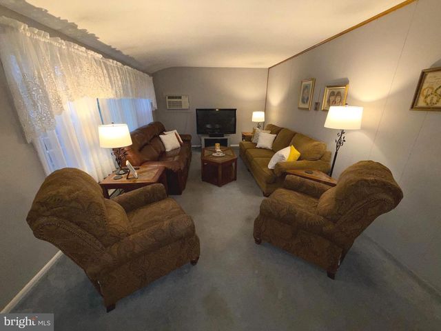 47 PORRECA DR, Millville, NJ 08332