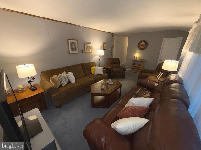 47 PORRECA DR, Millville, NJ 08332