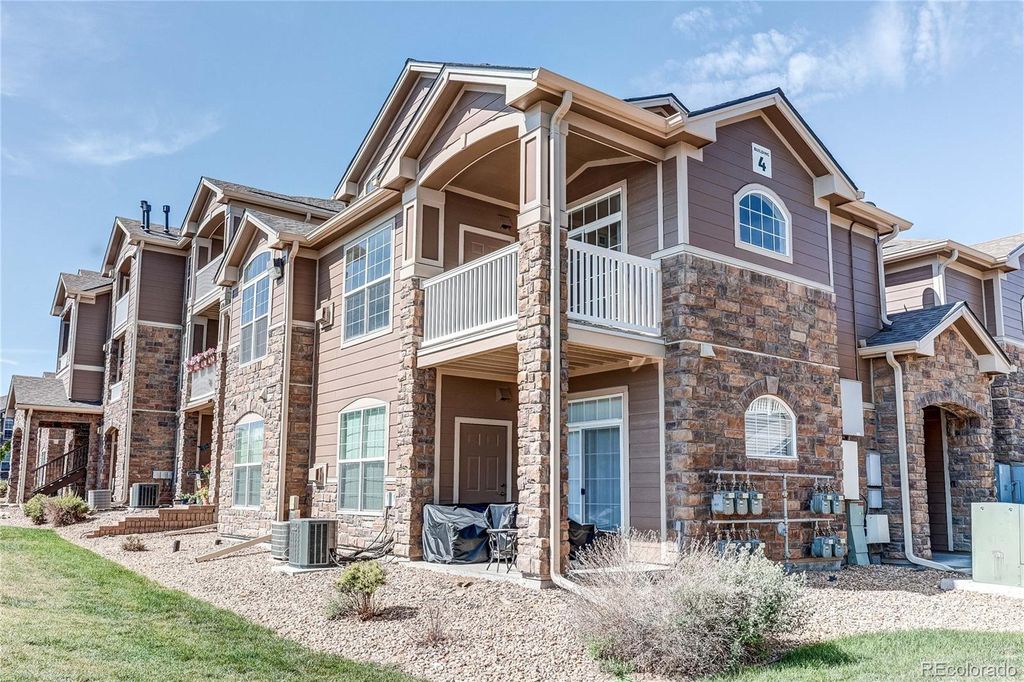 7440 S Blackhawk Street 4-208, Englewood, CO 80112