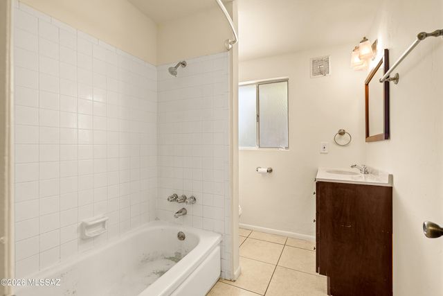 4934 E Glenn Street, Tucson, AZ 85712