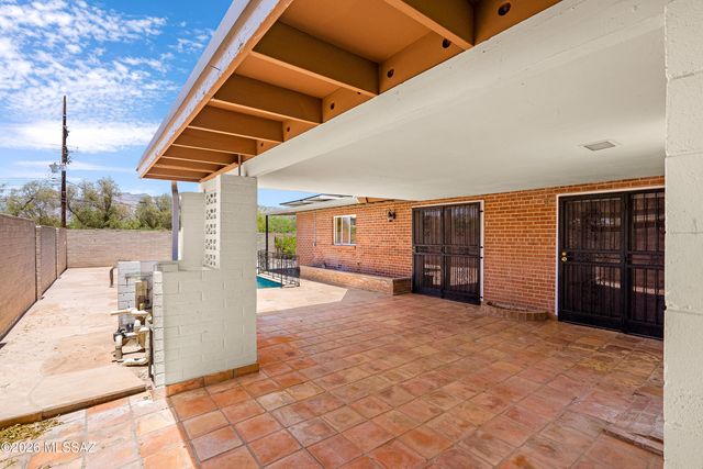 4934 E Glenn Street, Tucson, AZ 85712