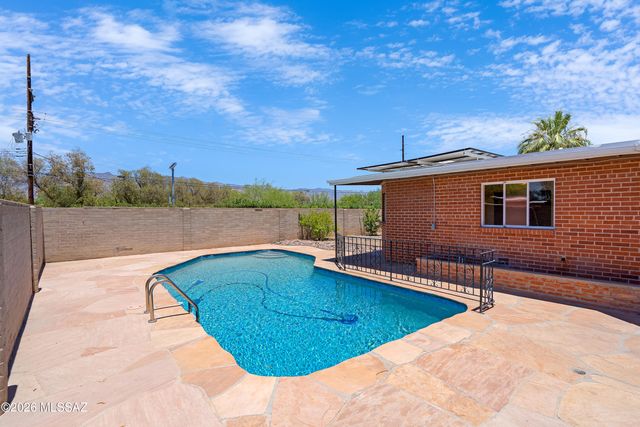4934 E Glenn Street, Tucson, AZ 85712
