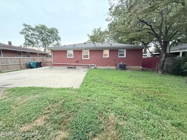 2323 Ecton Ln, Louisville, KY 40216