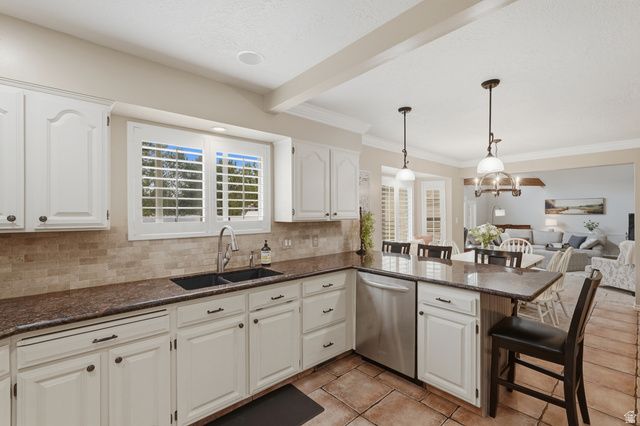 593 N FLINT ST, Kaysville, UT 84037