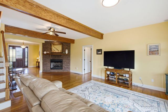 704 Sovereign Drive, Richmond, KY 40475
