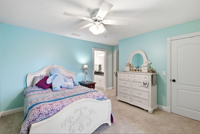 704 Sovereign Drive, Richmond, KY 40475