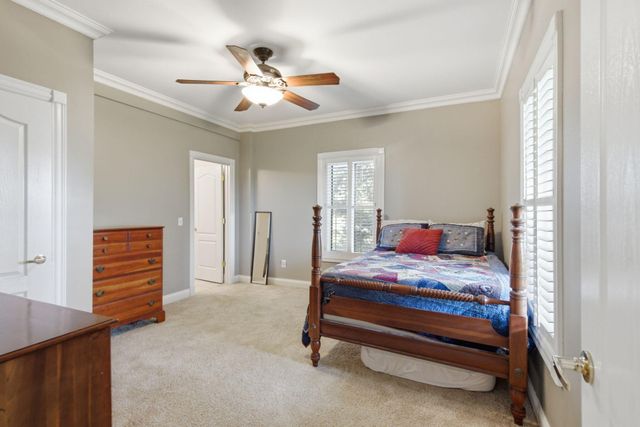 704 Sovereign Drive, Richmond, KY 40475