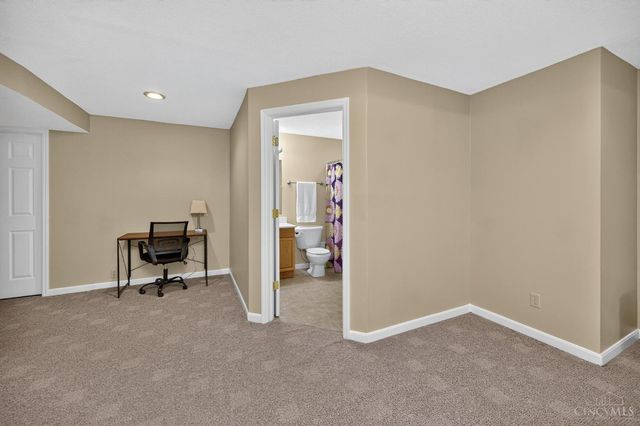 926 Birch Grove, Hamilton Twp, OH 45152