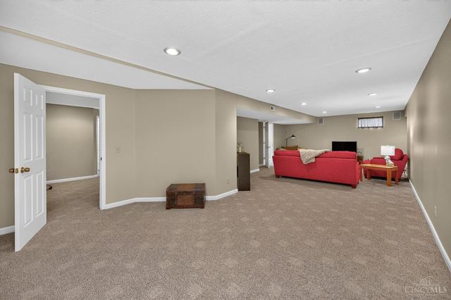 926 Birch Grove, Hamilton Twp, OH 45152