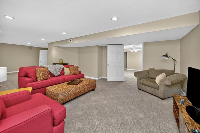 926 Birch Grove, Hamilton Twp, OH 45152