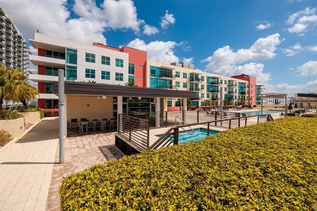 Image 26 of property listing at 1208 E KENNEDY BOULEVARD 416, Tampa, FL 33602