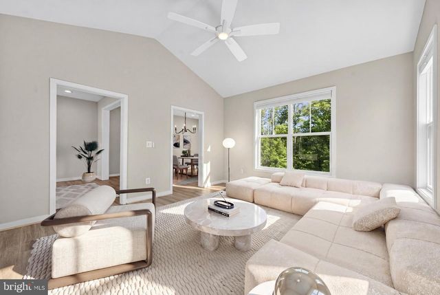 85 HOPEWELL DR, Fredericksburg, VA 22406